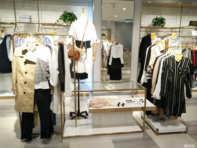 拉夏貝爾服飾（太倉）柳州城中萬達分公司 引領時尚潮流，打造優質零售體驗